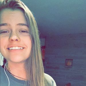 Meet your Posher, Madeline